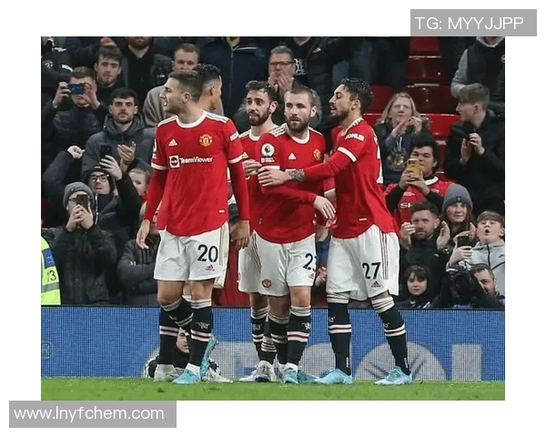 欧冠激战：里昂逆转曼联3比2全场沸腾数据深度解析