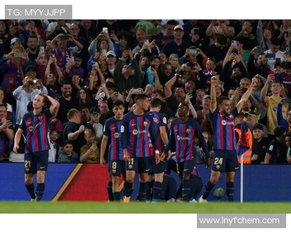 中超精彩对决马竞凭借红牌争议以一球小胜曼联全场回顾