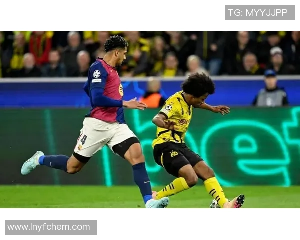 足总杯精彩对决切尔西逆转巴萨乌龙球成比赛转折点引发热议 足总杯精彩对决切尔西逆转巴萨乌龙球成比赛转折点引发热议