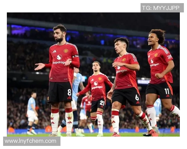 世界杯曼市德比激战曼城与曼联战成平局绝杀瞬间引发全场狂欢解析 世界杯曼市德比激战曼城与曼联战成平局绝杀瞬间引发全场狂欢解析