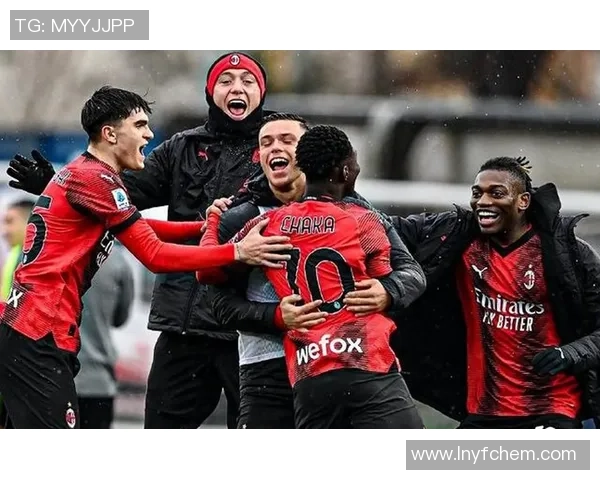 世界杯激战拜仁狂胜AC米兰红牌争议引发全场热议