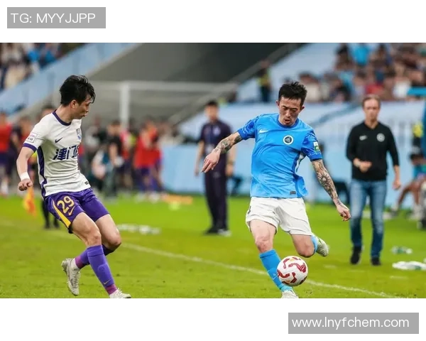 友谊赛激战成平局AC米兰与马竞争议判罚引发全场热议