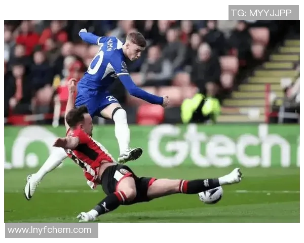 中超精彩对决切尔西逆转那不勒斯红牌事件引发全场热议与十大进球回顾 中超精彩对决切尔西逆转那不勒斯红牌事件引发全场热议与十大进球回顾