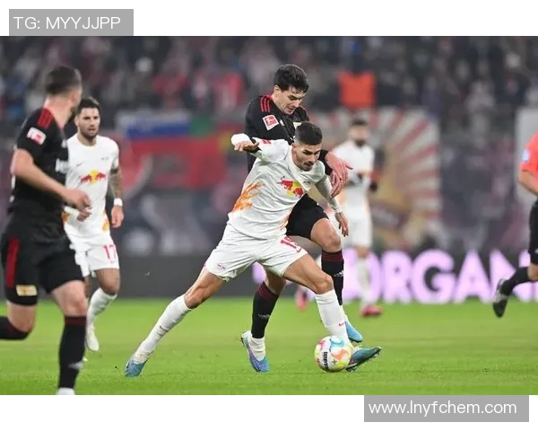 德甲精彩对决莱比锡狂胜多特蒙德五球大捷引爆全场激情 德甲精彩对决莱比锡狂胜多特蒙德五球大捷引爆全场激情