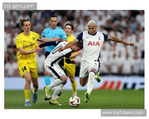 欧联杯热刺大胜巴黎圣日耳曼全场沸腾精彩瞬间回顾与分析 欧联杯热刺大胜巴黎圣日耳曼全场沸腾精彩瞬间回顾与分析